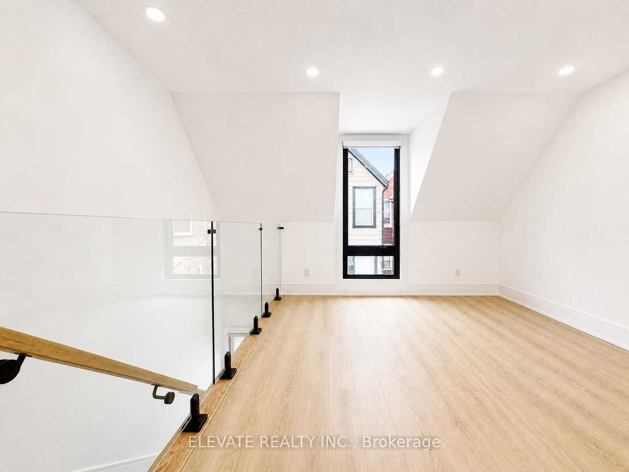 157 Saint Clarens Avenue - Photo 4 of 10