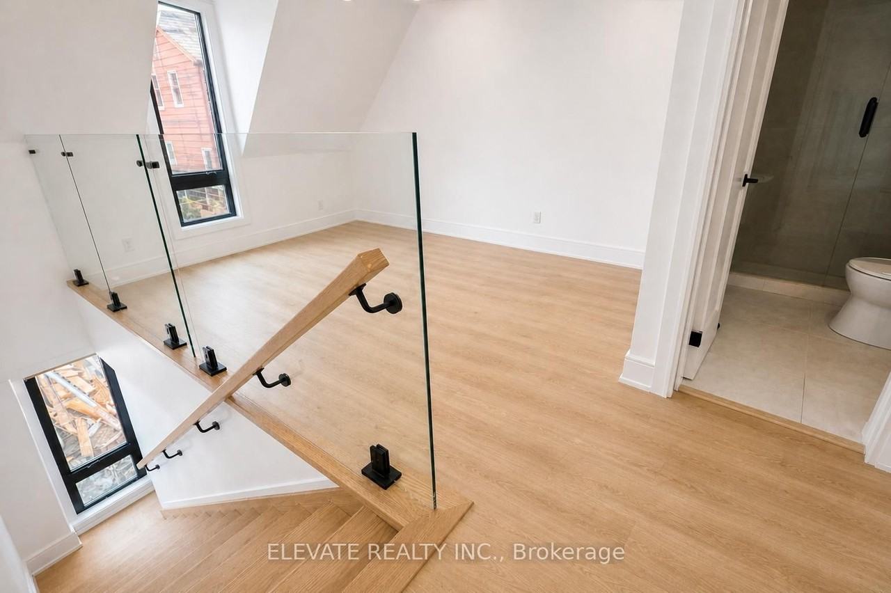 157 Saint Clarens Avenue - Photo 5 of 10