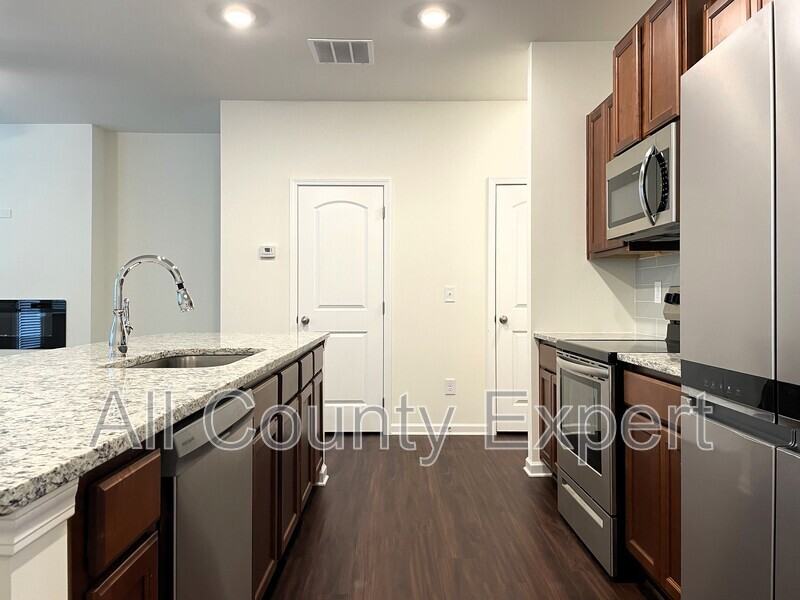 272 Whitetail Cir - Photo 2 of 20