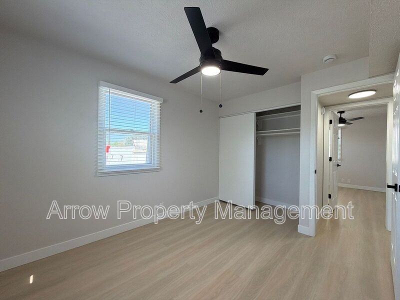 3609 N 60th St #7 - Photo 4 of 10