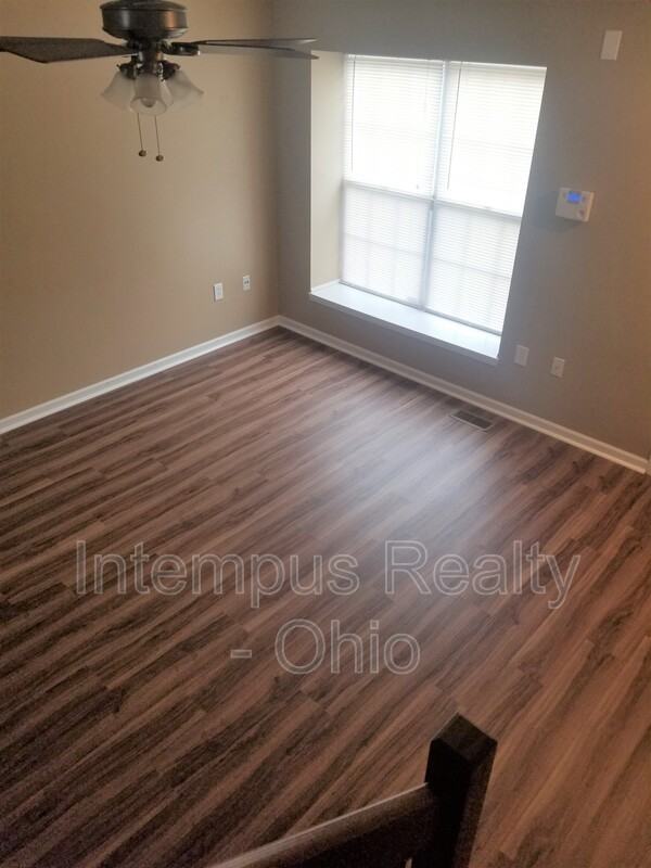 3869 Dowitcher Ln - Photo 4 of 23