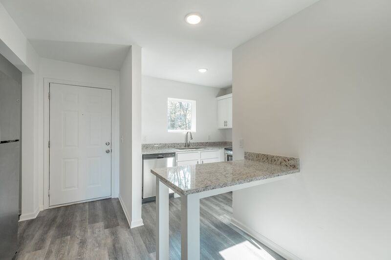 73 Shallowford Rd #2 - Photo 2 of 32