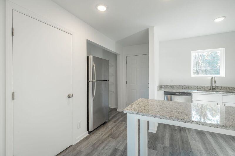 73 Shallowford Rd #2 - Photo 4 of 32