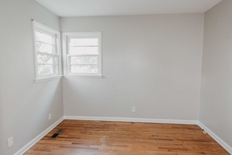 4607 Beverly Kay Dr - Photo 5 of 23