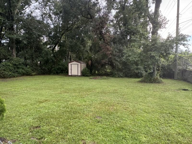 2802 Southwood Dr - Photo 2 of 10