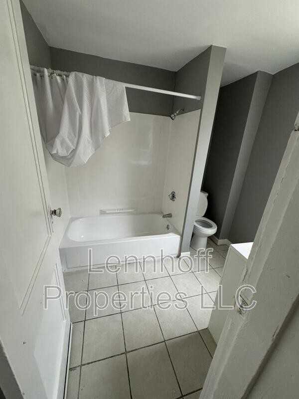 19 Union St - Photo 5 of 11