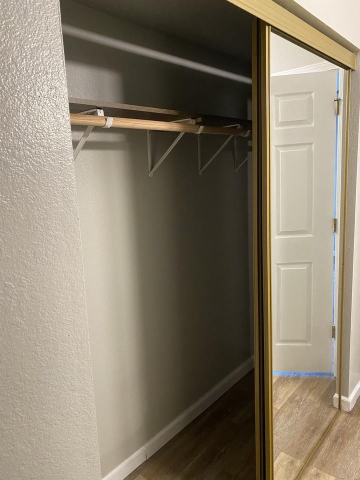 1350 West Carlson Lane - Photo 5 of 50