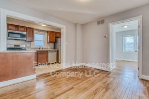 featured image of 214 Center St