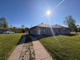 3001 Oakdale Ave - Photo 1 of 1