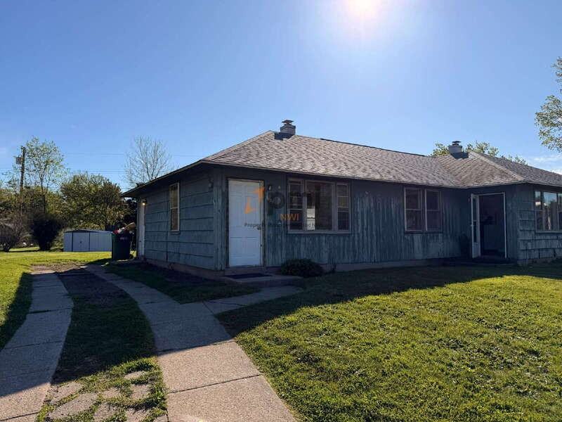 3001 Oakdale Ave - Photo 3 of 14