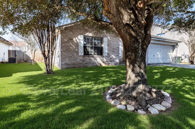 410 Masonwood Dr - Photo 2 of 34