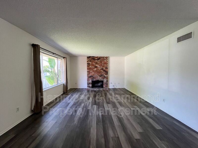 29421 Abelia Rd - Photo 3 of 14