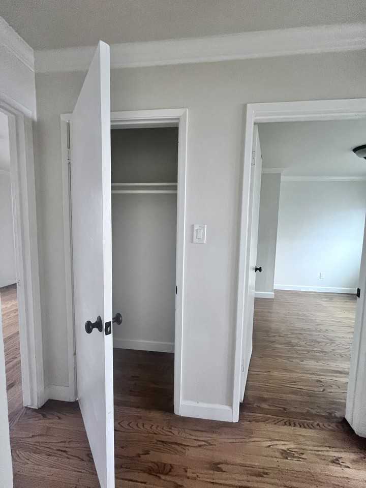 929 Sheridan St #935C - Photo 3 of 12