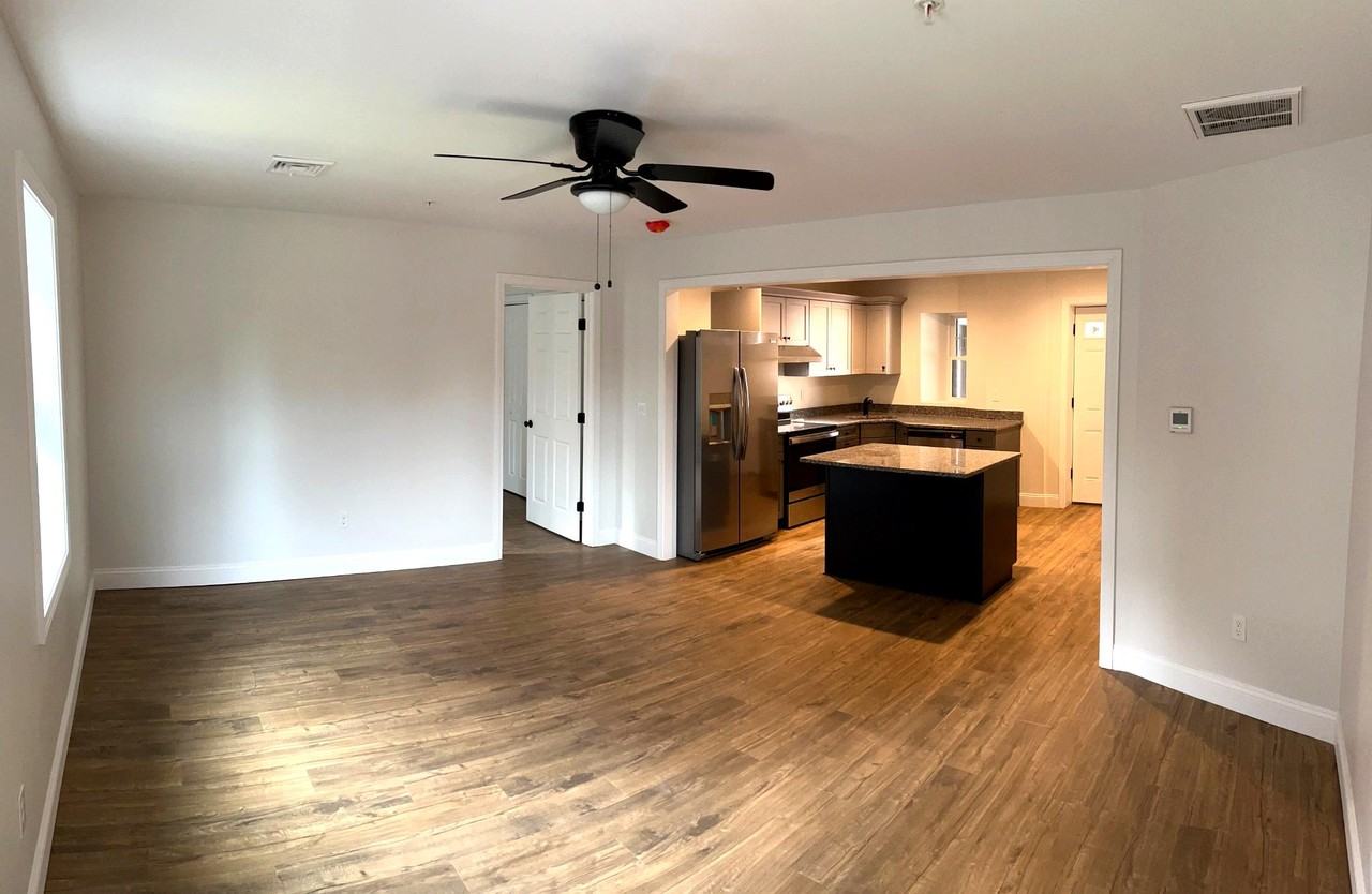 110 Broadway #C - Photo 3 of 11