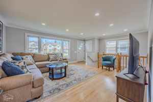 featured image of 712 Parkwood Ave #HOME