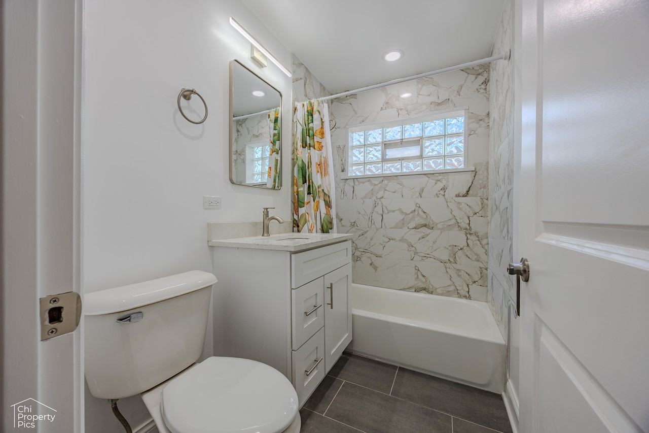712 Parkwood Ave #HOME - Photo 6 of 13