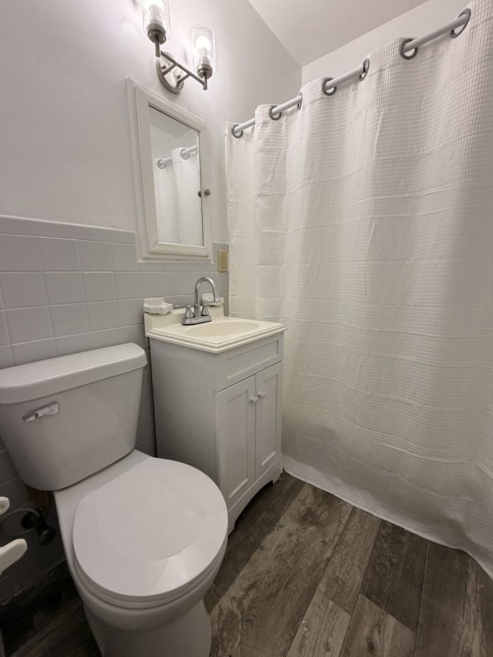 417 North Dixie Way - Photo 7 of 8