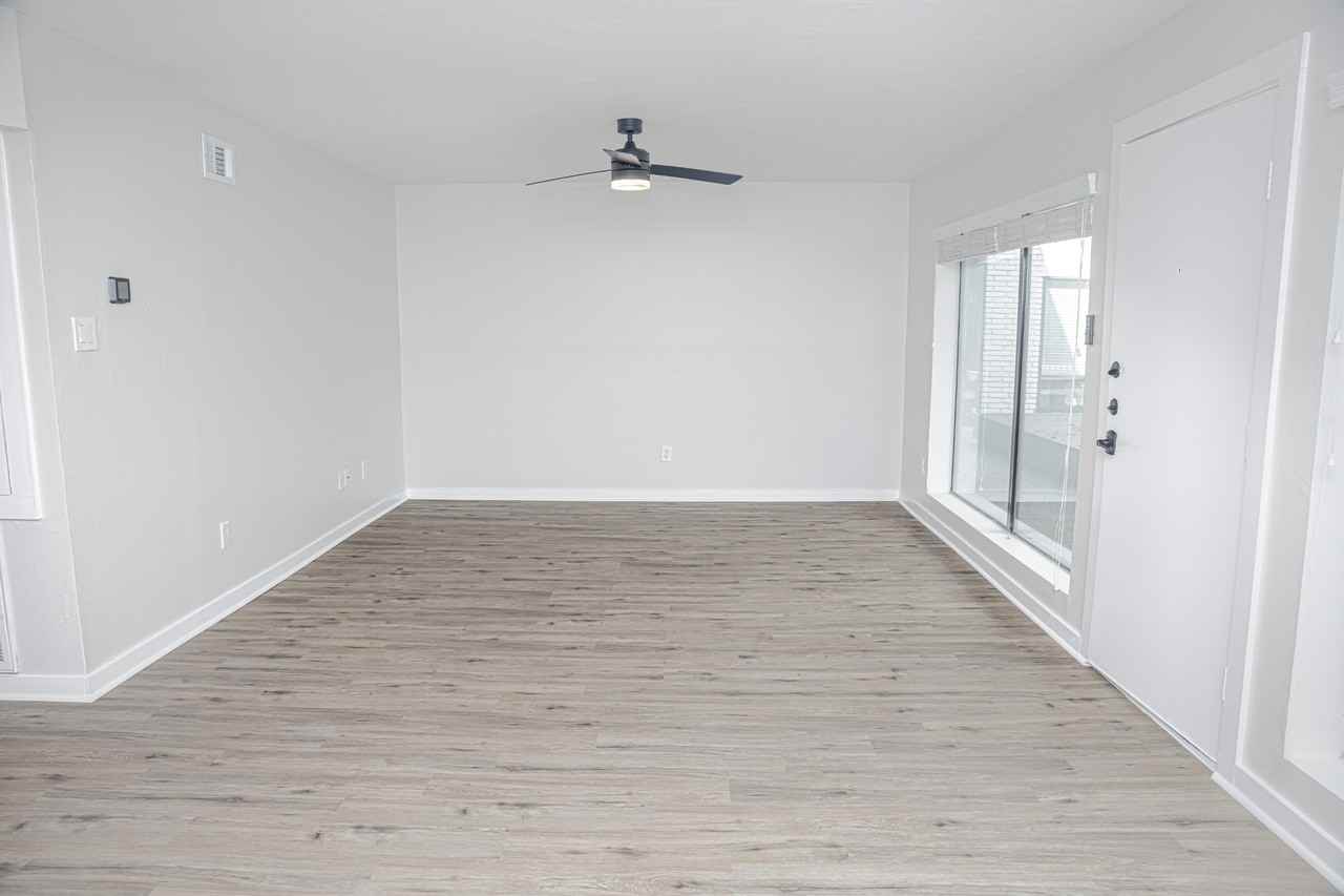 501 Branard Street - Photo 7 of 9