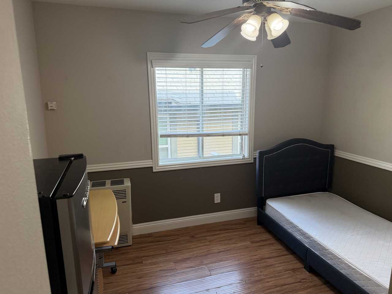 165 Chestnut St - Photo 2 of 31