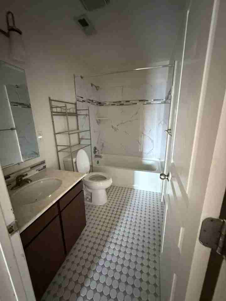 801 Deerfield Road - Photo 2 of 6