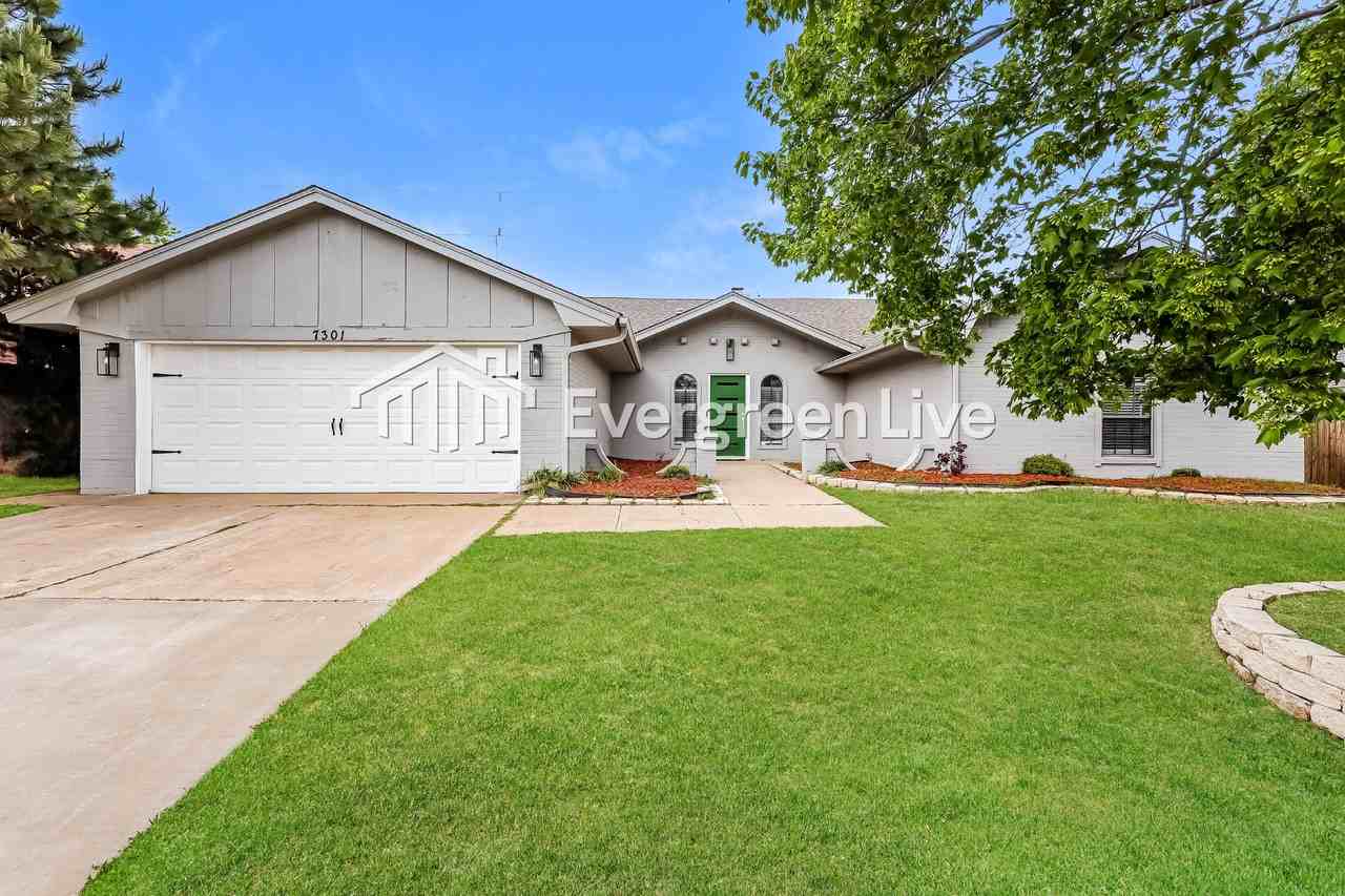 7301 Skylark Ln - Photo 2 of 21