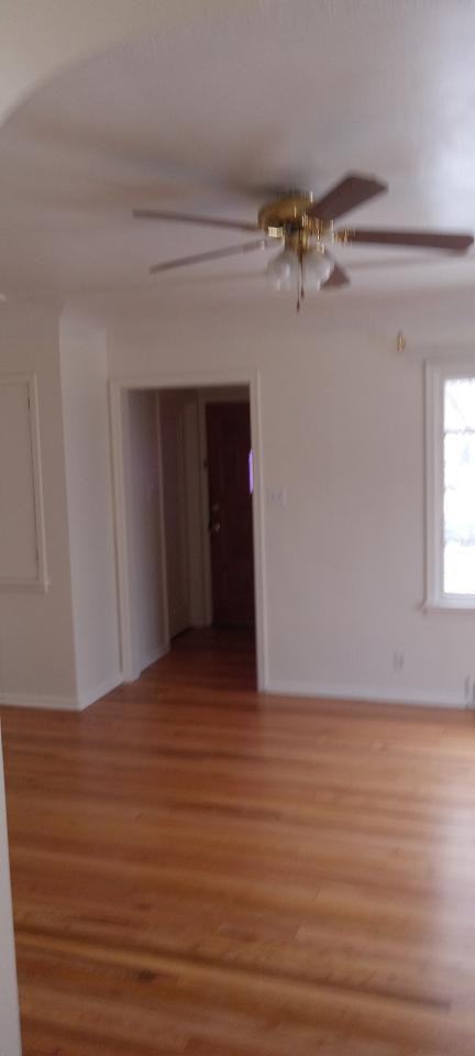 635 Cook Ave - Photo 4 of 9