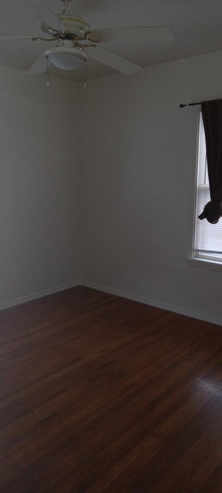 635 Cook Ave - Photo 7 of 9