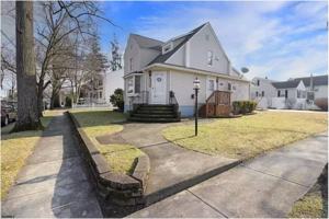 featured image of 302 South 2nd Street #A