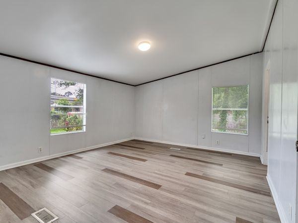 25779 Almarie Dr - Photo 4 of 10