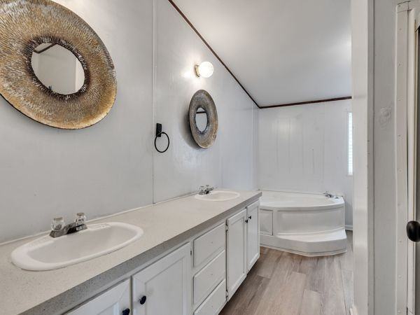 25779 Almarie Dr - Photo 5 of 10