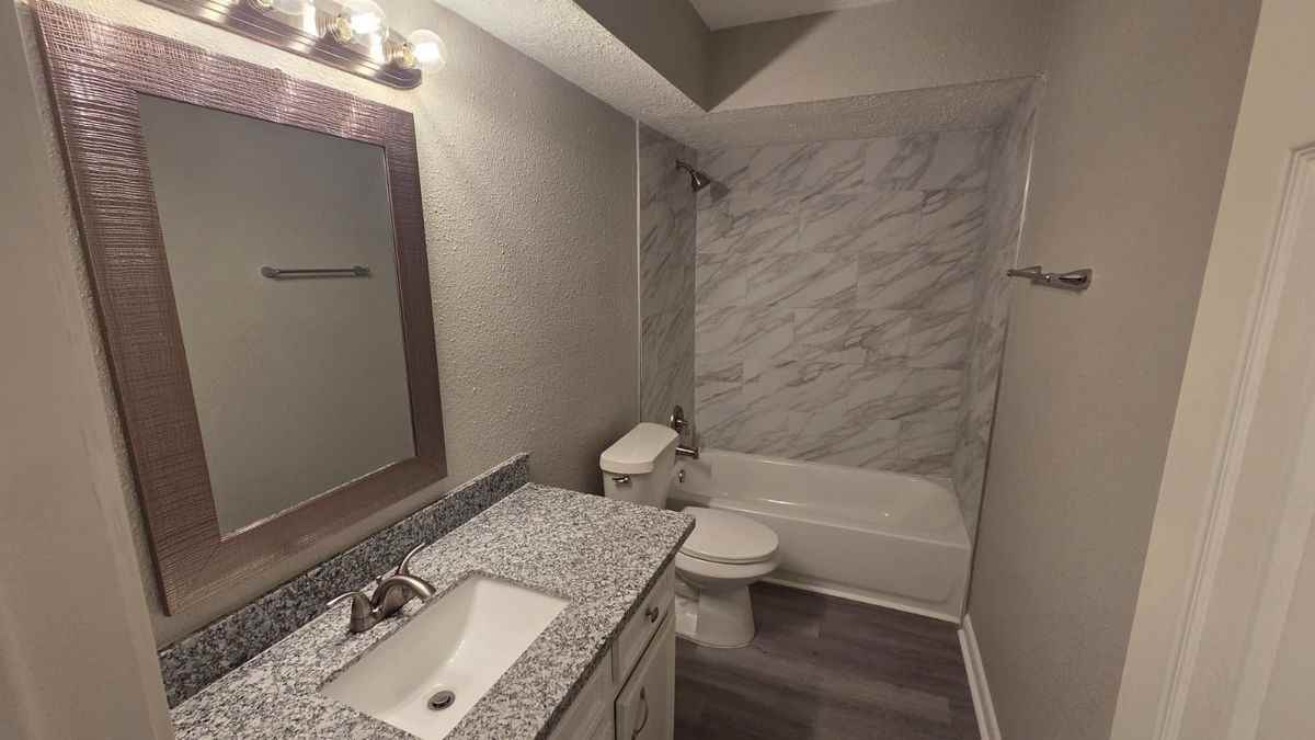 11823 Stonehedge Dr - Photo 4 of 9
