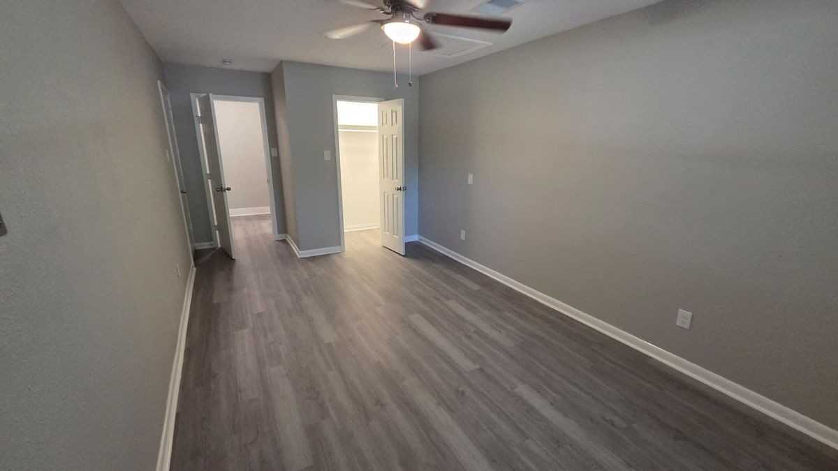 11823 Stonehedge Dr - Photo 7 of 9