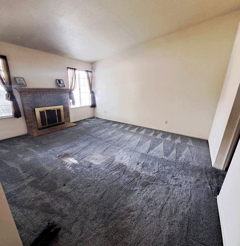 2680 Bonifacio Dr - Photo 3 of 9