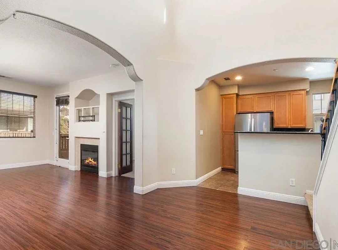 41543 King Palm Ave ##5 - Photo 2 of 22