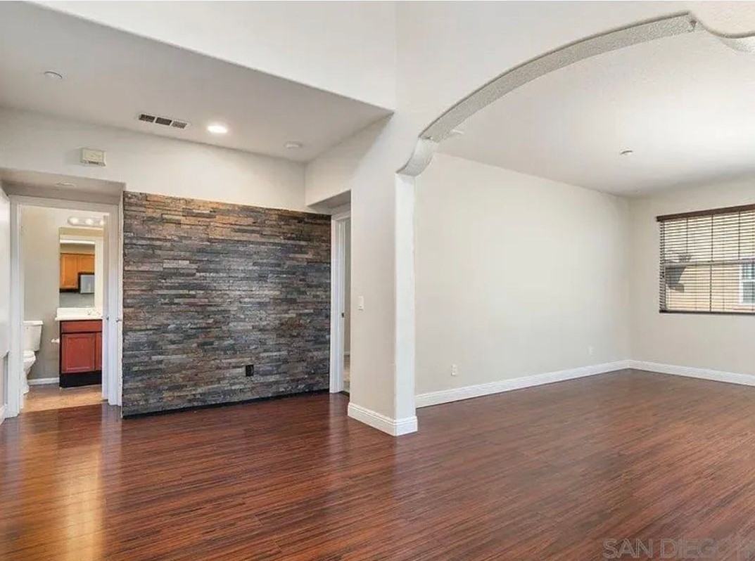 41543 King Palm Ave ##5 - Photo 3 of 22
