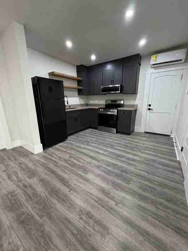 219 E 3rd St - Photo 3 of 10