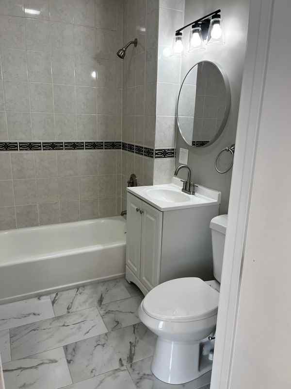 30 Lafayette Park ##3 - Photo 3 of 11