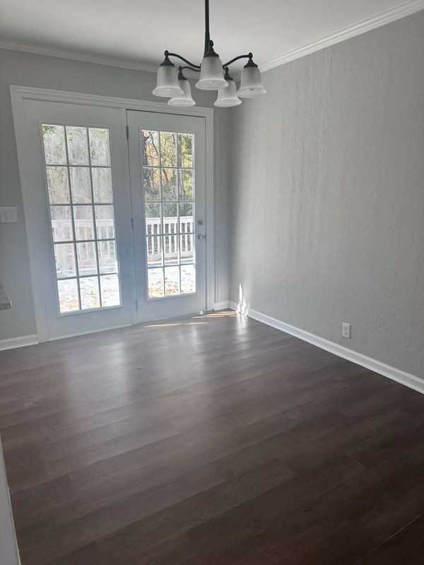 435 Central Dr Nw - Photo 6 of 15