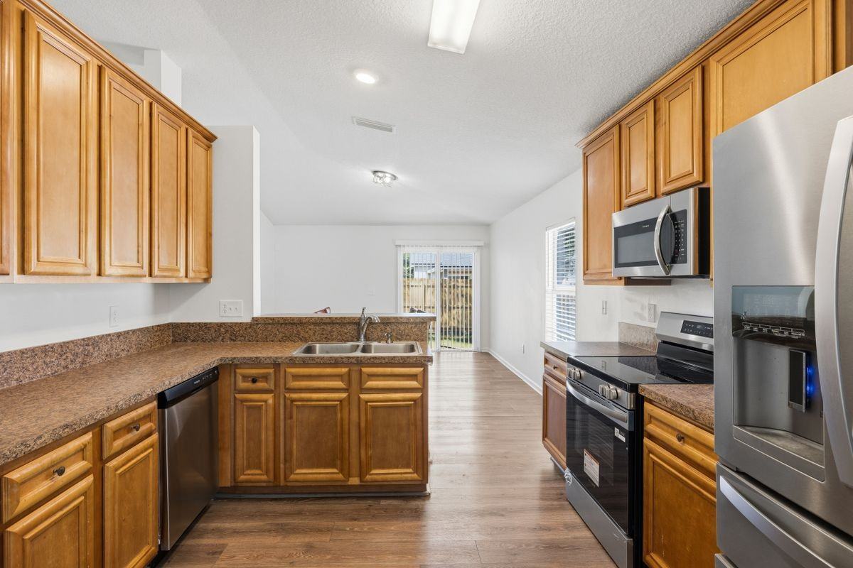 3119 Garden Brook Rd - Photo 5 of 39