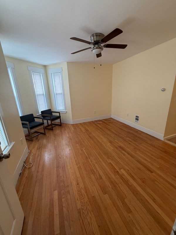 8 Wilson St - Photo 2 of 8