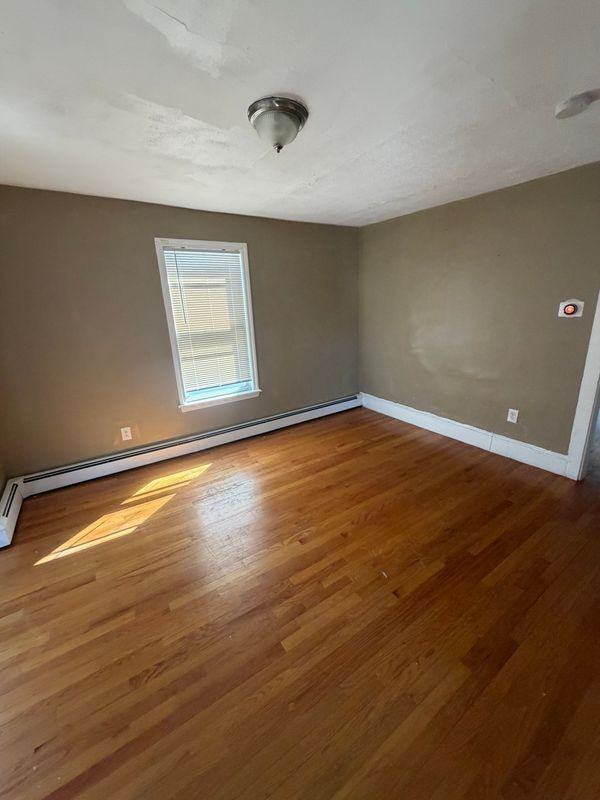 10 Neptune Street Ct - Photo 2 of 16