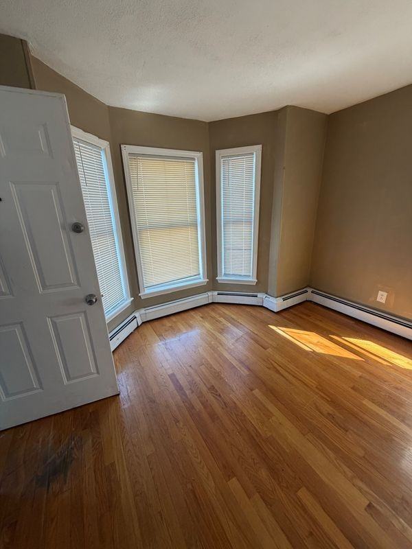10 Neptune Street Ct - Photo 3 of 16