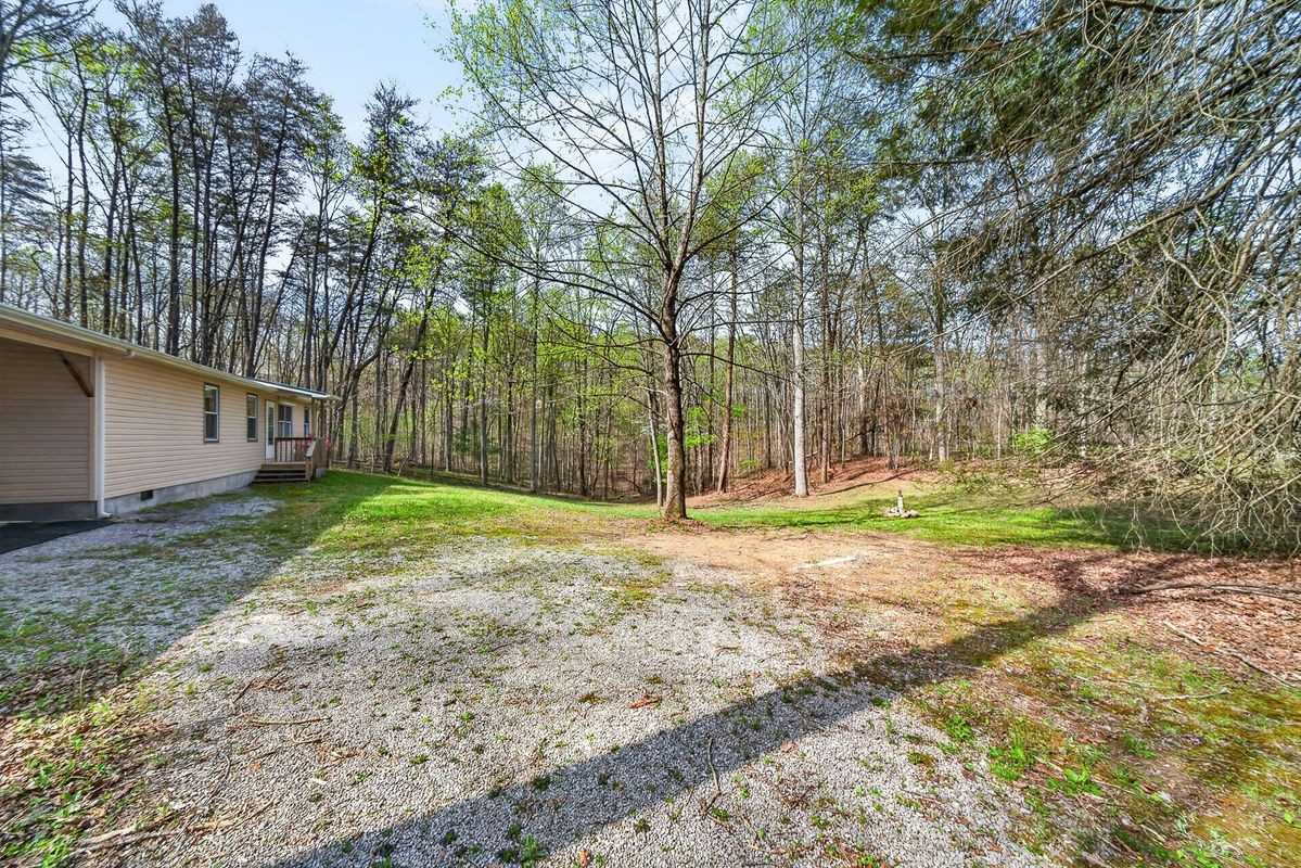 4067 Blaylock Rd - Photo 2 of 21