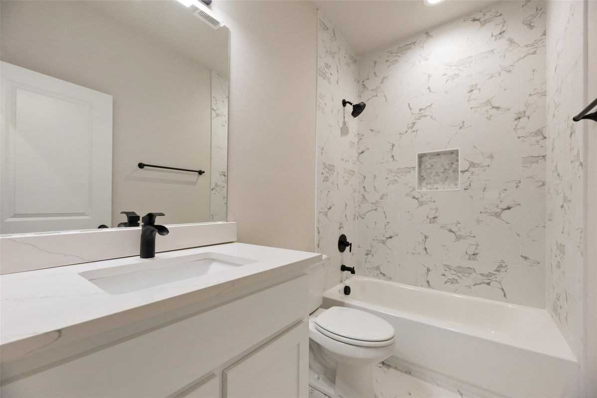 4024 Colonial Ave - Photo 6 of 13