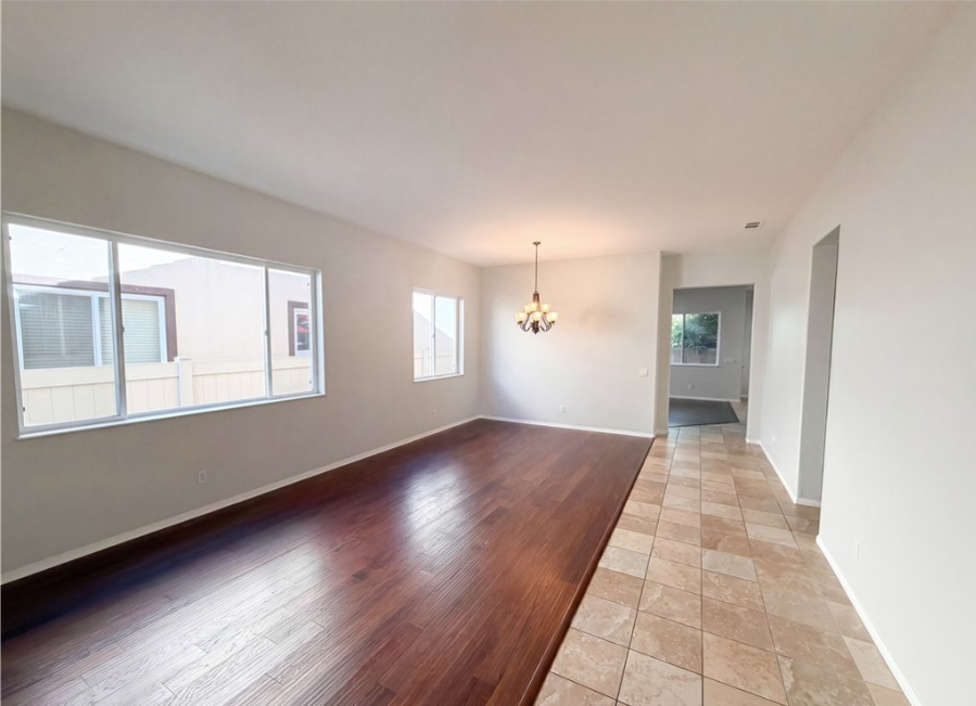 738 Flower St - Photo 6 of 22
