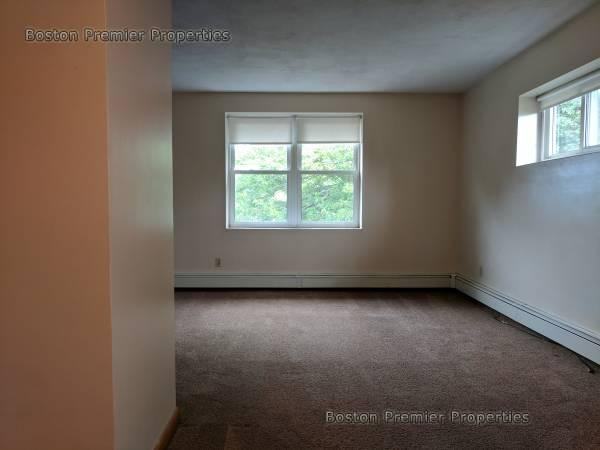 Craig Ave #3 - Photo 5 of 9