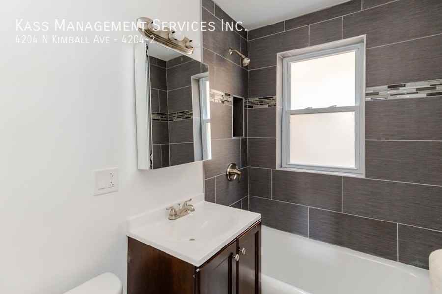 3402-08 W Berteau/4202-06 N Kimball - Photo 5 of 13