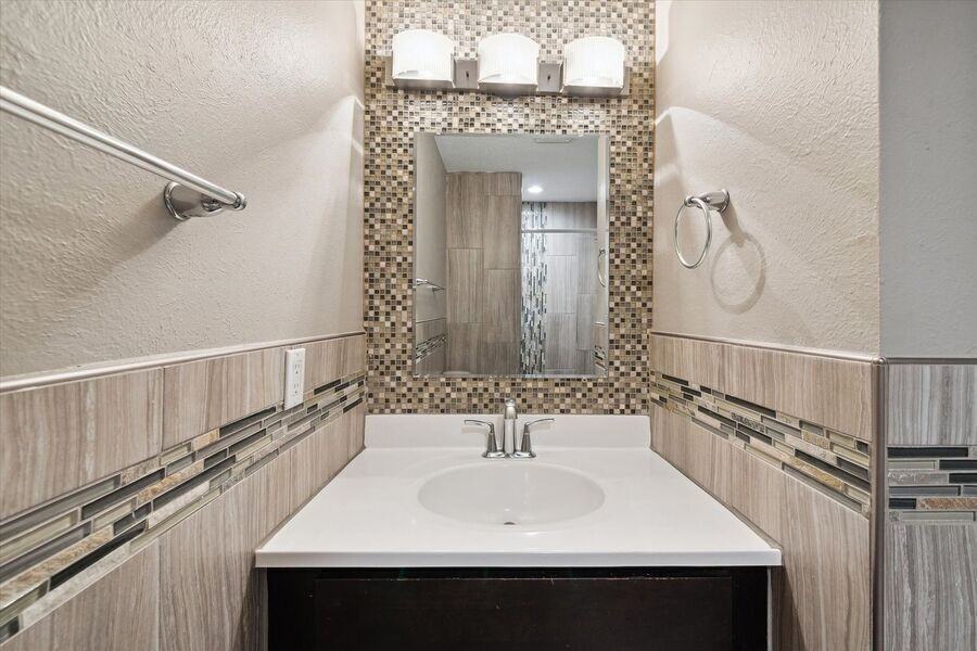 4109 Harvest Ln - Photo 7 of 11