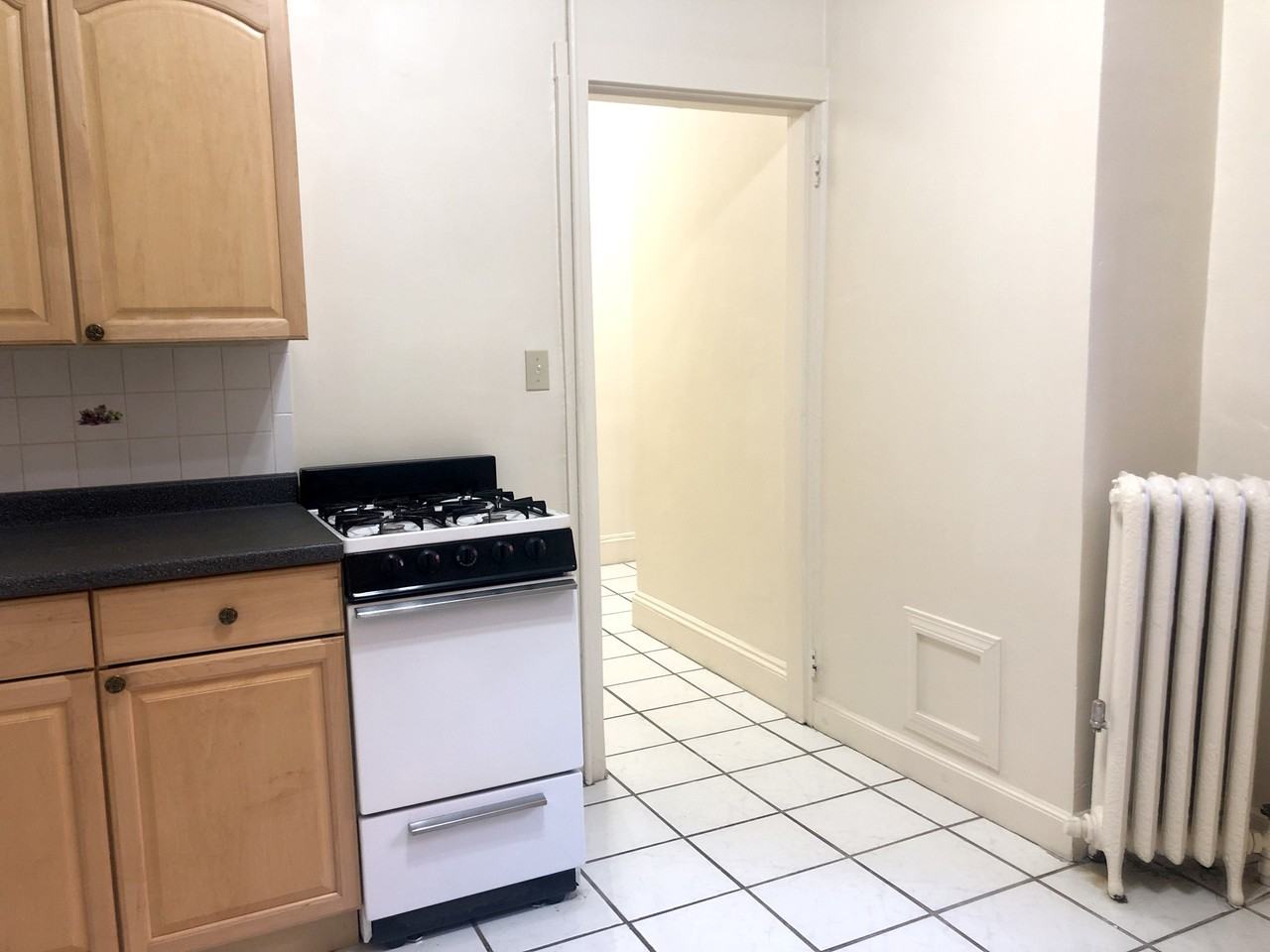1234 Commonwealth Ave #10 - Photo 5 of 10