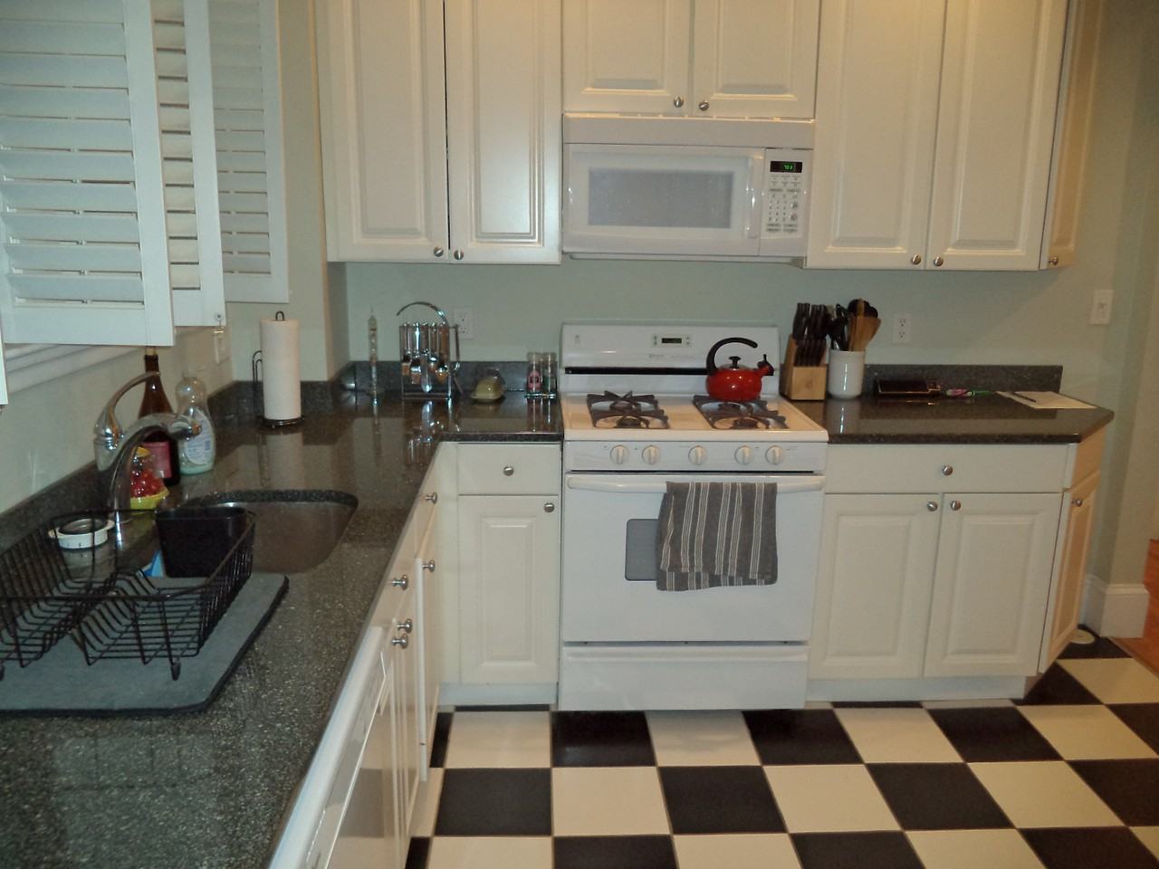 Claflin St #1 - Photo 6 of 23
